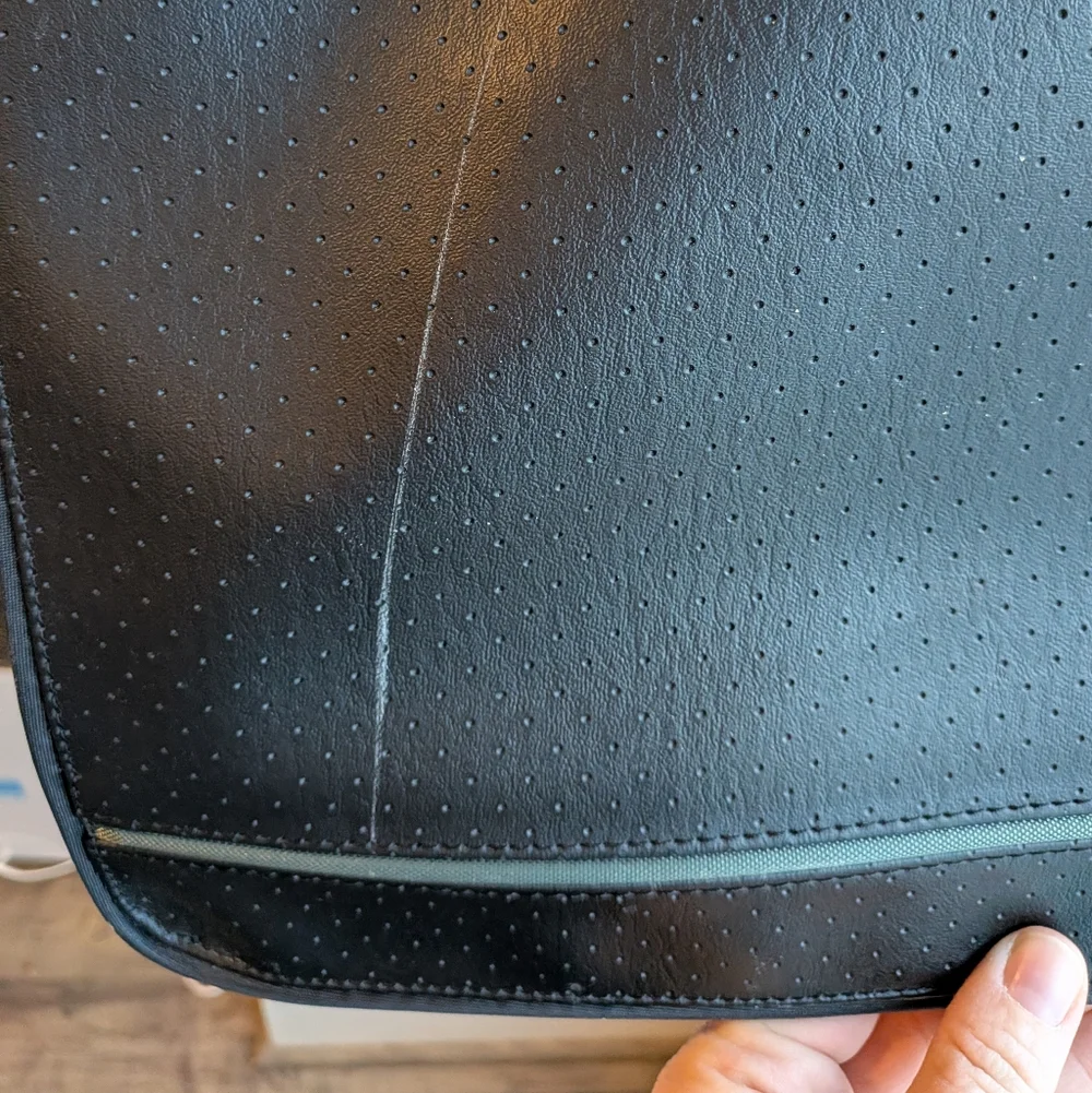 Bose Messenger Bag - Black Perforated Tech Bag / SoundDock Accessory
